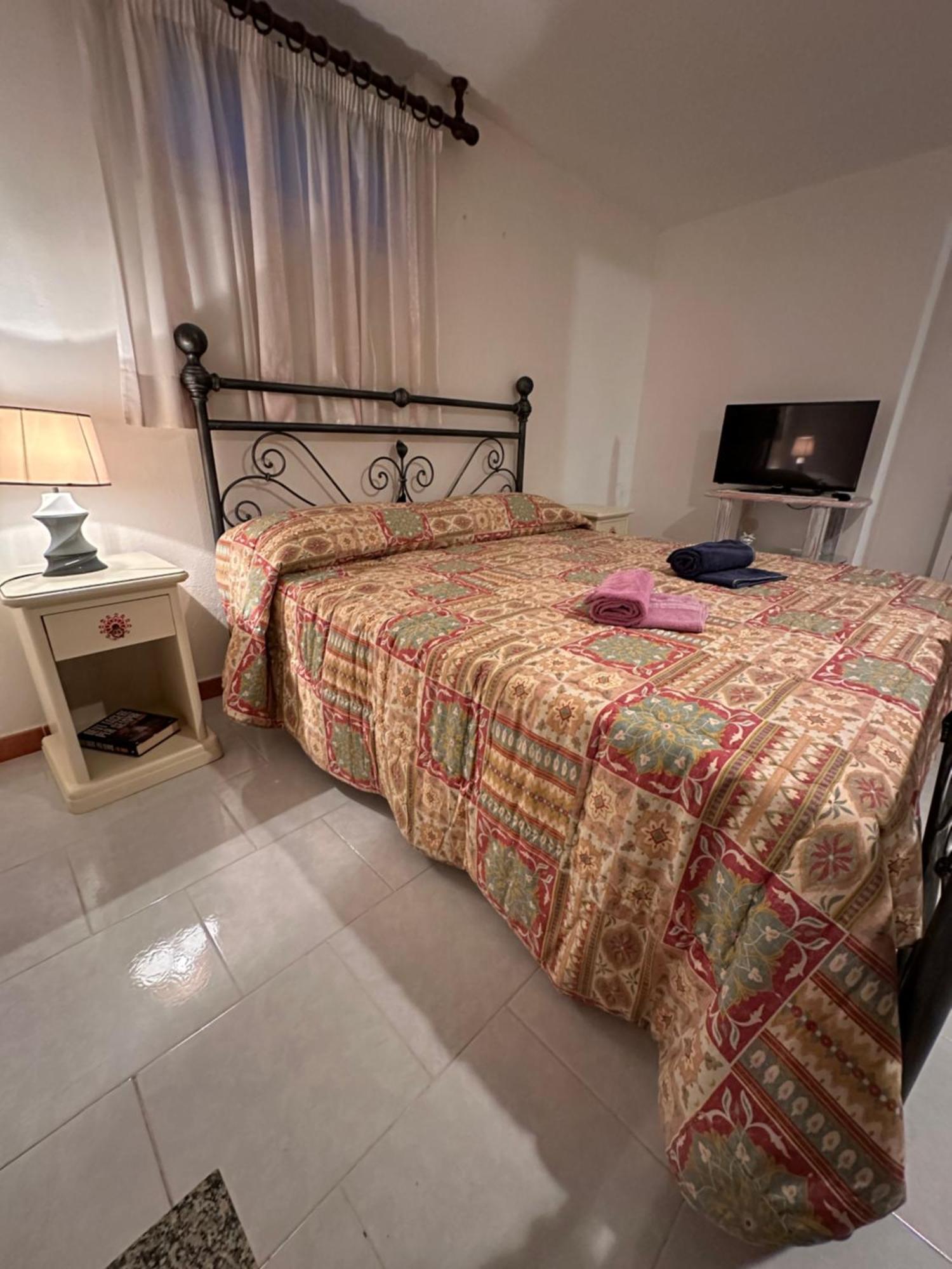 Comfort House Apartment Olbia Exterior photo